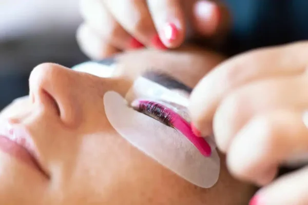 Eyelash Lifting + Botox